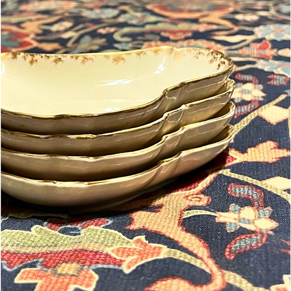 Vintage Bone Dishes - Picture 3 of 4